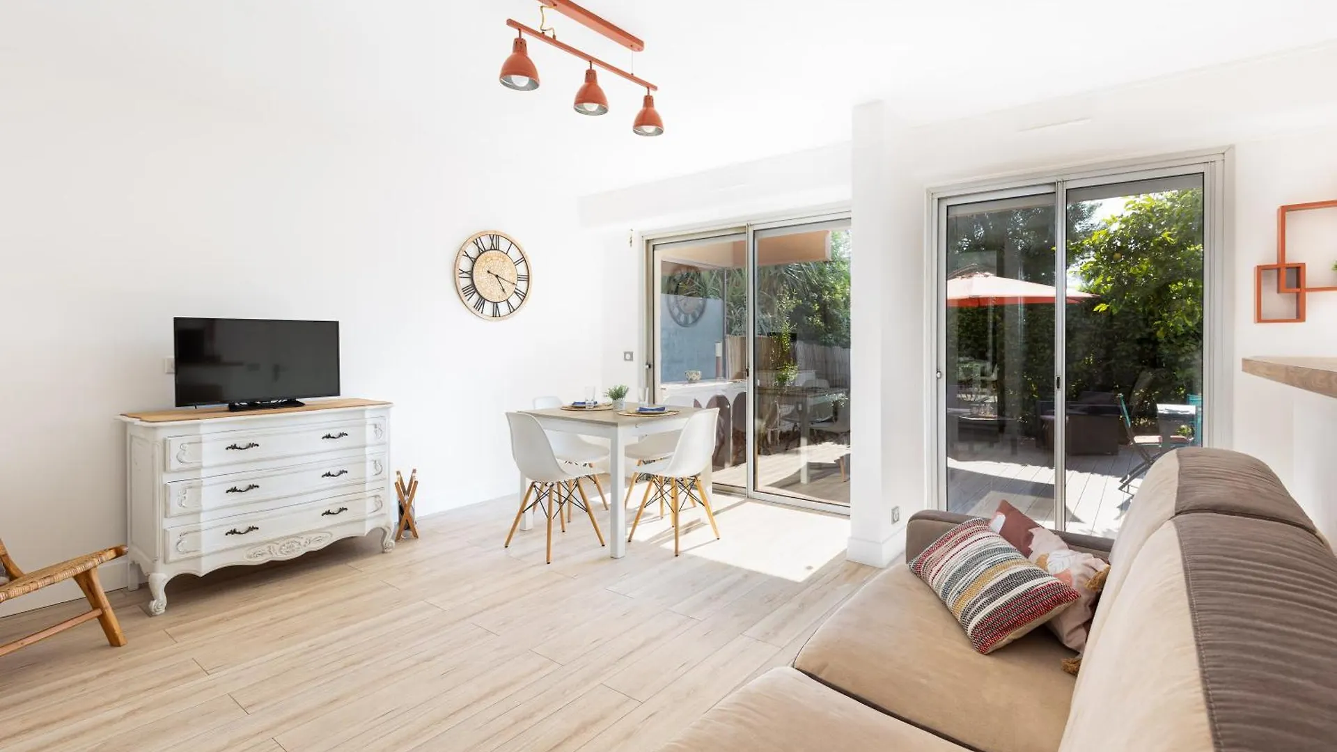 Apartament Charmant Studio Climatise Antibes